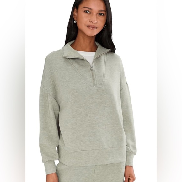 Varley Tops - Varley double soft Harley half zip sweat size L EUC